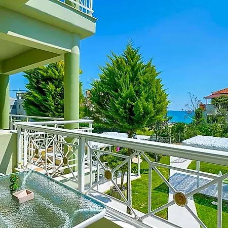 Lafeyra Otel